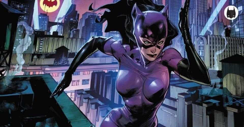 #10 Catwoman