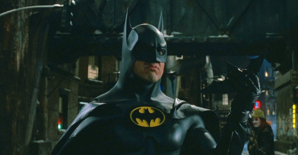 #4 Batman's Batarang - Best Superhero Weapons