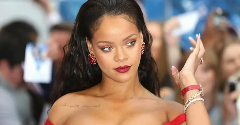 #19 Rihanna - Most Popular Celebrities