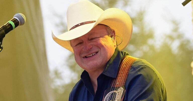 What Happened to Mark Chesnutt? Know the Country Artist's Health and Surgery Updates