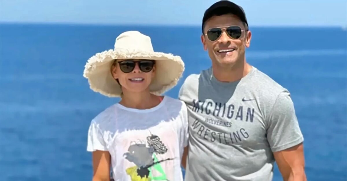 Where Did Kelly Ripa And Mark Consuelos Go On Vacation?