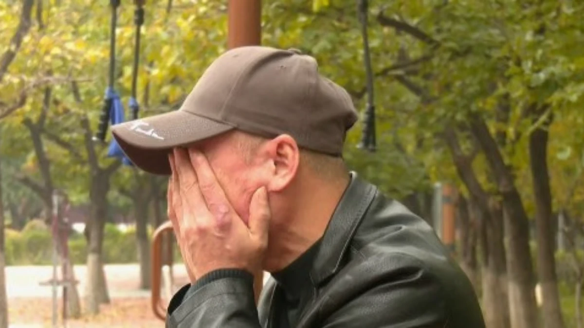 Man from Huaibei, China, is trying to track down his first love from 20 years ago to repay a $1,400 debt